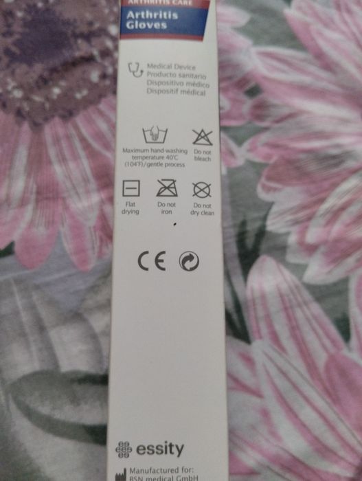 Продам перчатки Actimove arthritis gloves.