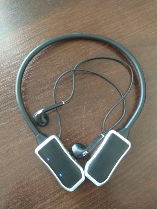 Спортивные Беспроводные Блютуз наушники на шею. Гарнитура.