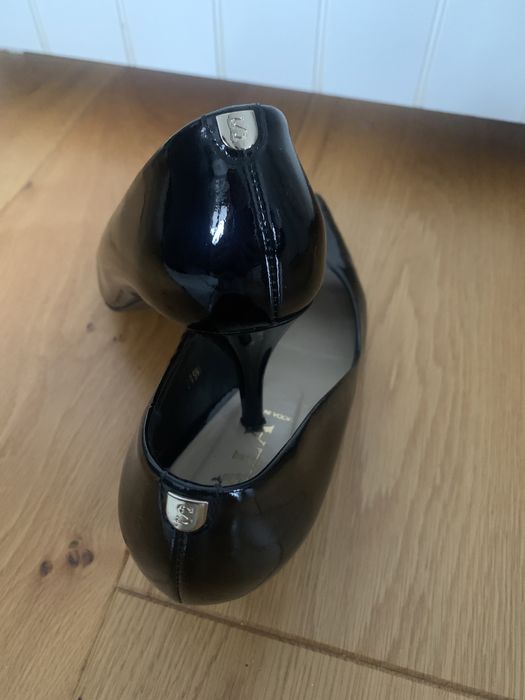 Buty lakierowane SALA
