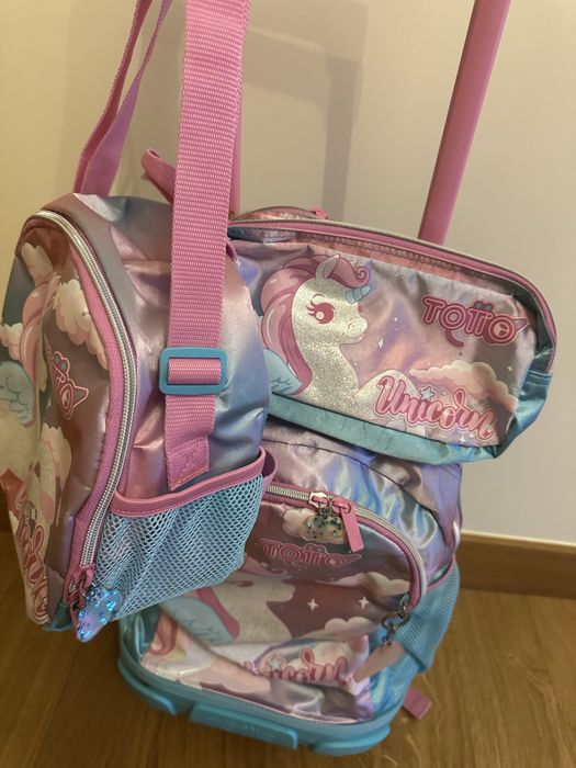 Mochila escolar Totto Unicórnio