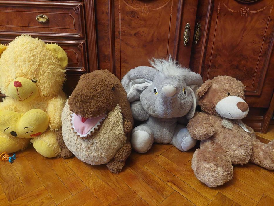 Мягкие игрушки б/у за все 200грн