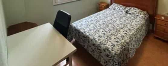 Arrendo T2 com mobilia