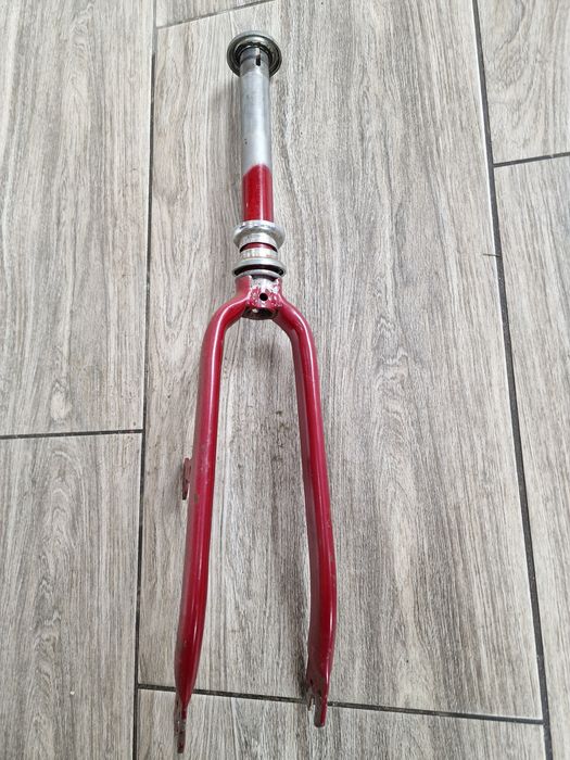 Widelec rowerowy przedni sztywny Romet 20 cali