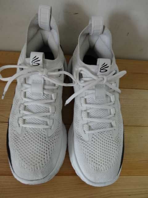 Buty UNDER ARMOUR CURRY 8 roz 43 Do koszykówki Sportowe