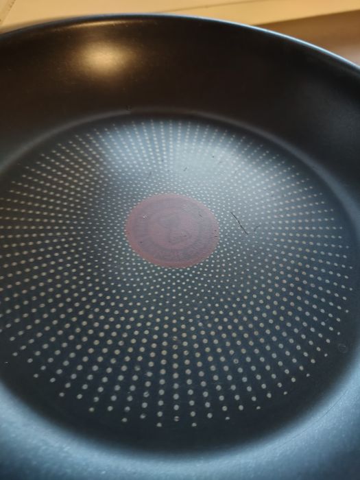 Używane patelnie Tefal duetto+ 24 i 28cm.