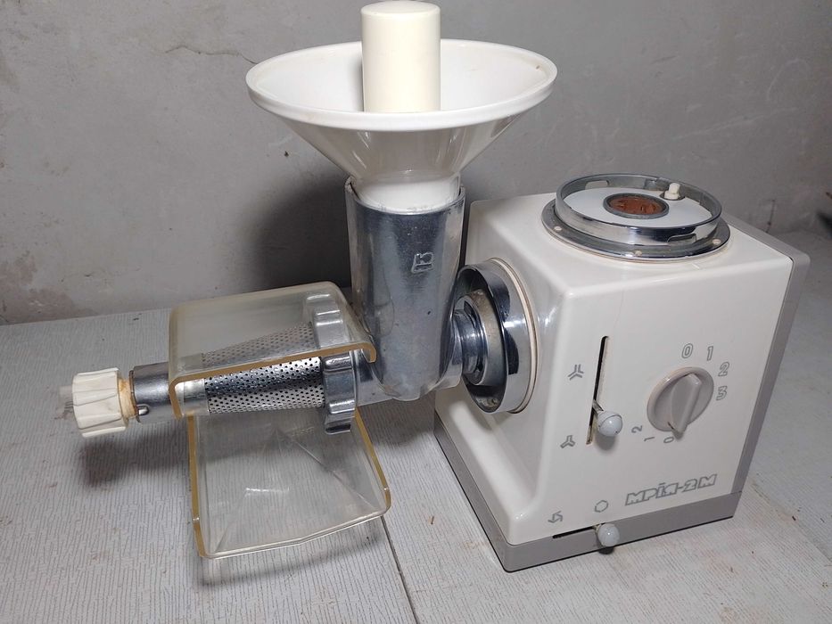 Привод со Шнековой соковыжималкой МРИЯ