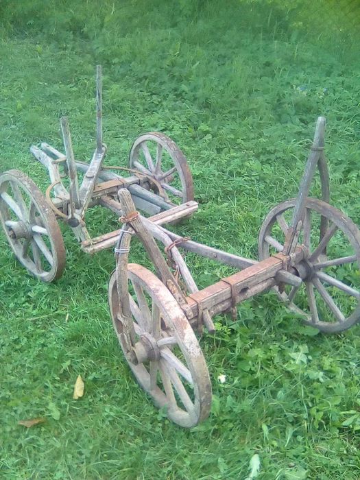 Теліги,вози,колеса ,орчики осі,сани