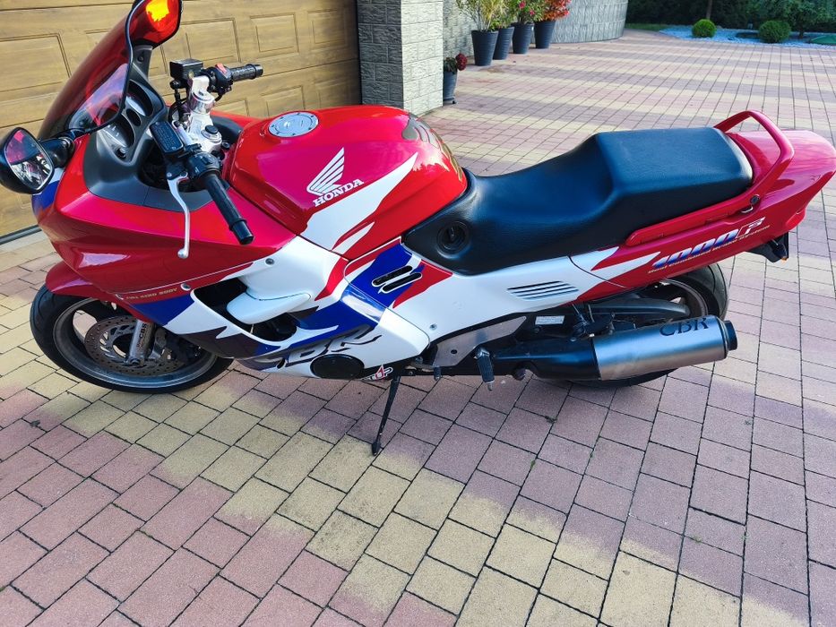 Honda CBR 1000F dual SC 24