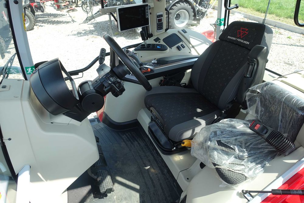 Massey Ferguson 7s.155 dyna 6 Efficient Nowy (demo) (john deere 6m.155)