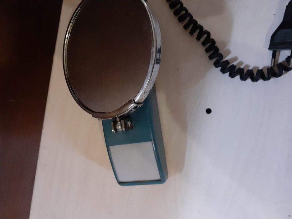 Пристрій для косметичних процедур.