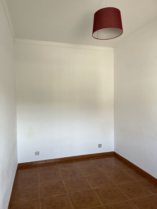 Vendo casa com terreno