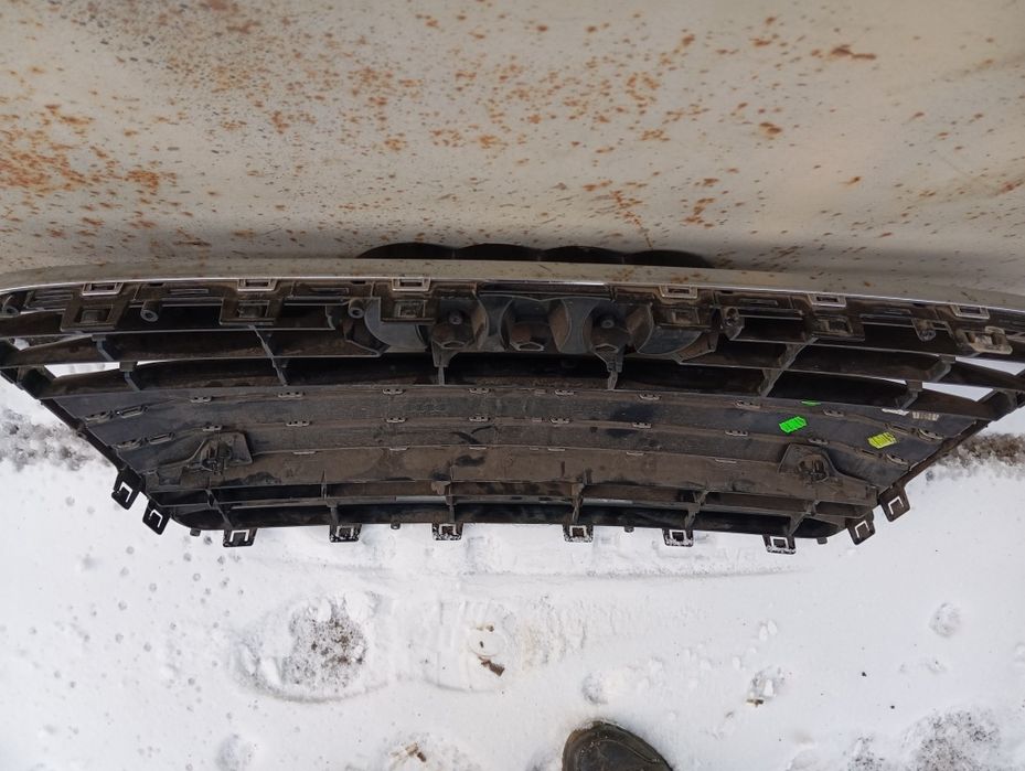 Решітка бампера Audi A6 C7 17 рік