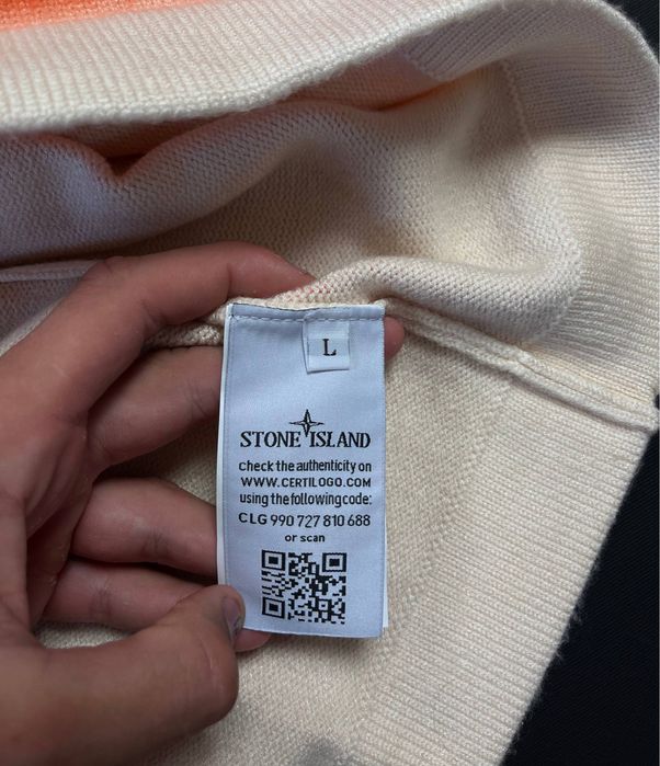 Свитер Stone Island .