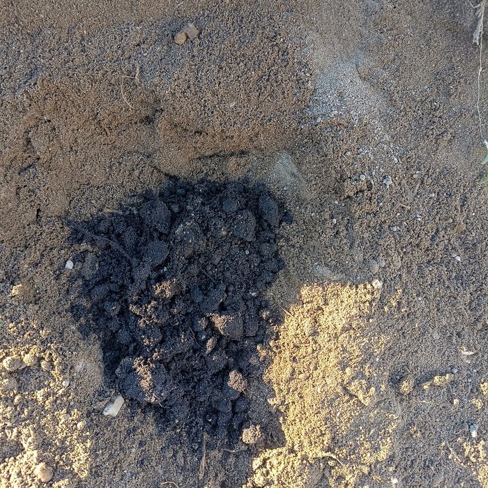 Ziemia ogrodowa z obornikiem Czarnoziem Torf Piasek Kamien