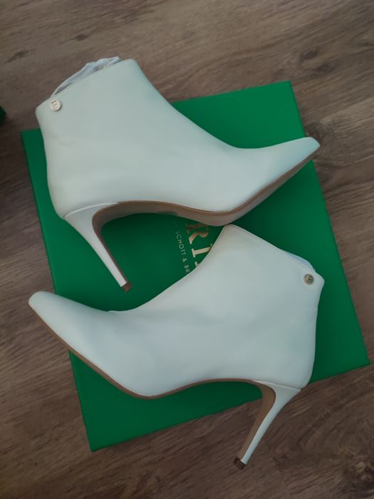 Skórzane botki Frida rozmiar 40