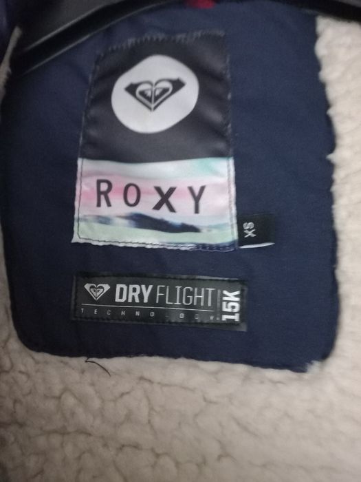 Bordowa kurtka Roxy