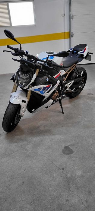 Bmw s 1000 r pack m