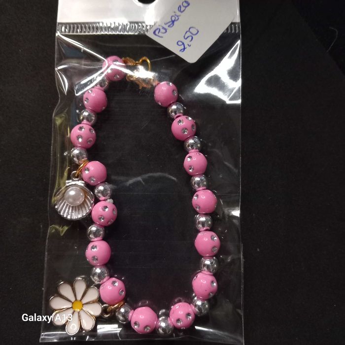 Pulseiras em perolas
