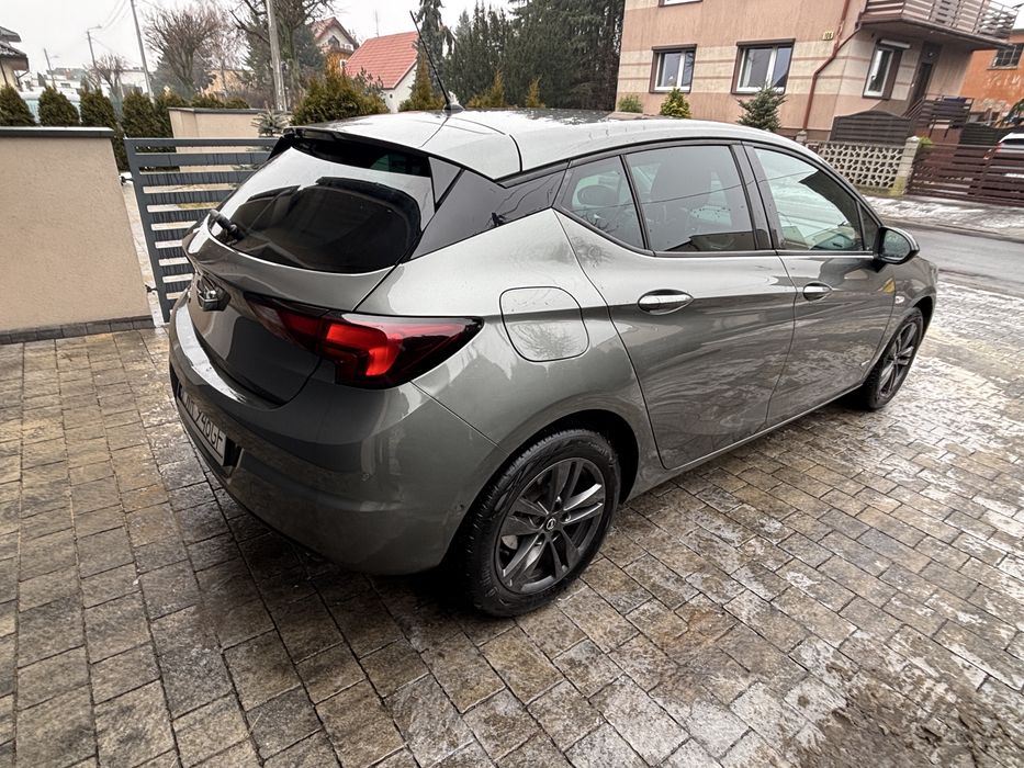 Opel Astra  design&tech