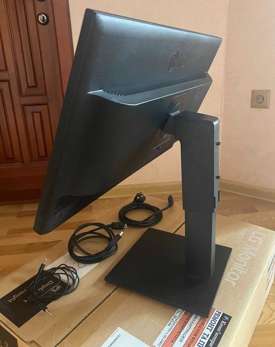 Продам Монітор LG 24BK55YP-I