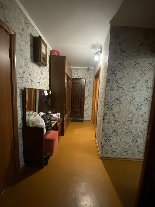 Продам 3 кім квартиру з Автономним опаленням на Мазепи 139