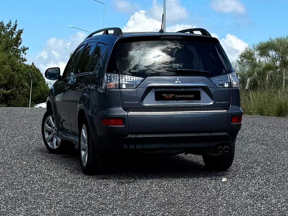 Mitsubishi Outlander 2.2 DI-D Instyle Navi