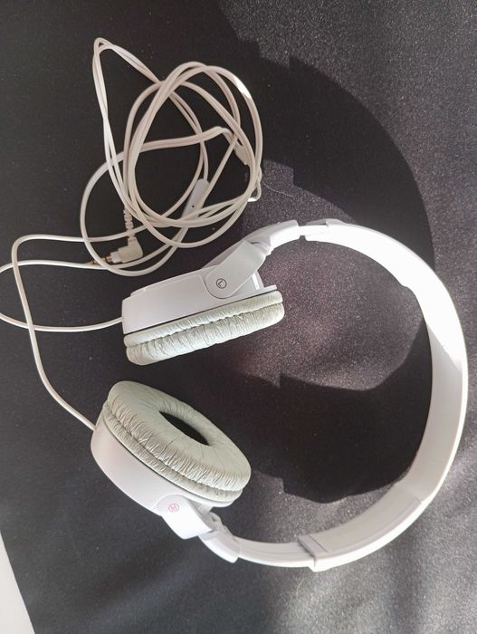 Słuchawki SONY białe