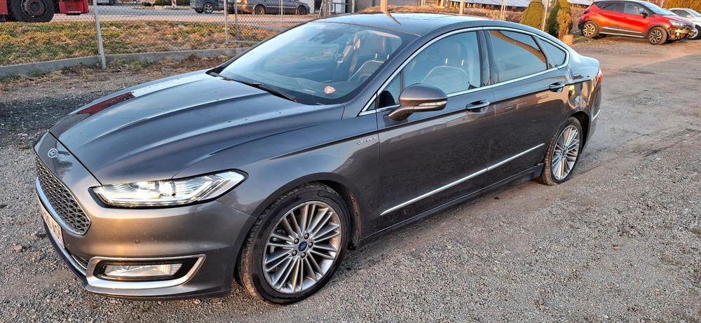 Ford Mondeo 2.0 Hybryda Vignale Full wersja