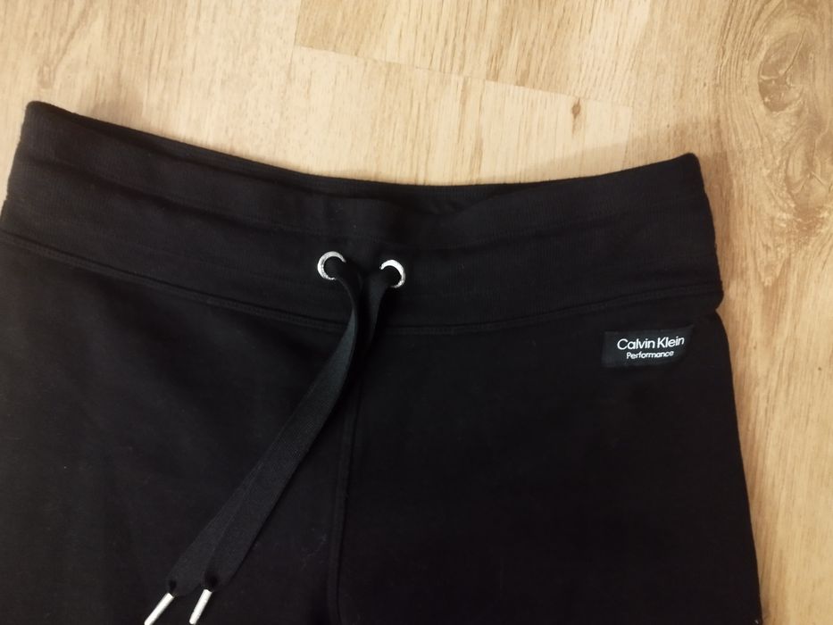 Sprzedam spodnie dresowe Damskie CALVIN KLEIN PERFORMANCE