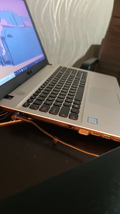 Продам Мощный Ноутбук Asus i3 Nvidia ssd