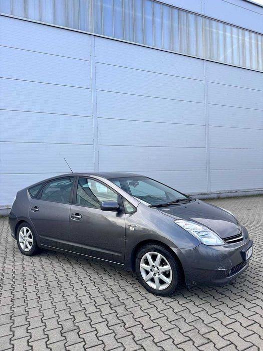 Samochód Toyota Prius 2007 .