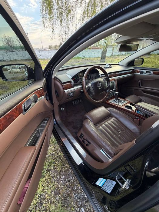 Продам машину volkswagen phantom