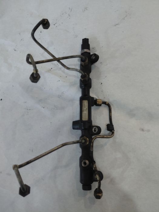 Паливна рампа рейка Delphi датчик тиску Ford Mondeo 3 2.0 TDCІ