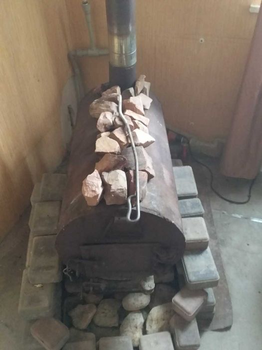 Продам котел- буржуйка с водяным контуром