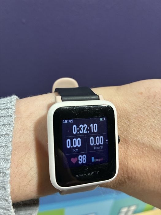 Zegarek smartwatch amazfit bip S różowy z ladowarką