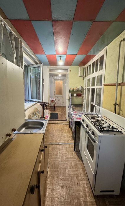 Продам жилой дом в центре Черноморска