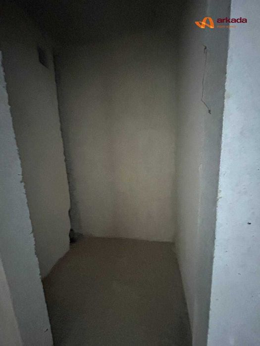 Продаж просторої 2-кімнатної квартири з кухнею-студією