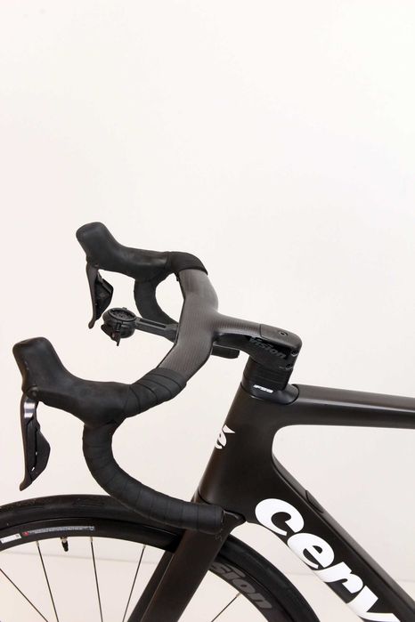 Rower szosowy CERVELO Caledonia-5 Disc Carbon Shimano Ultegra Di2 2x12, roz. 56 Super Cena Raty 0%
