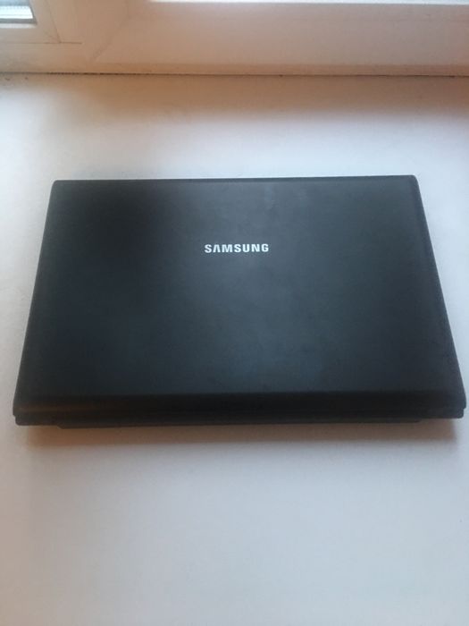 Ноутбук Samsung на запчастини (відновлення)