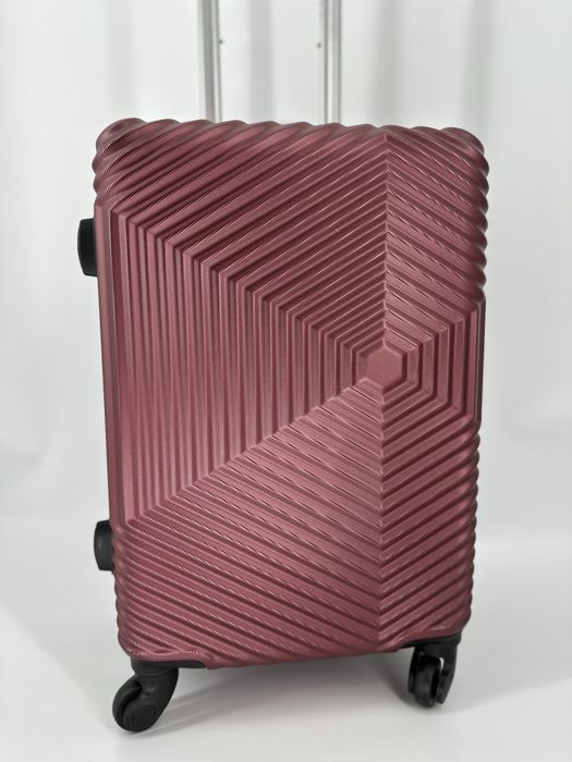 Nowa walizka kabinowa M - Galanteria Matejko