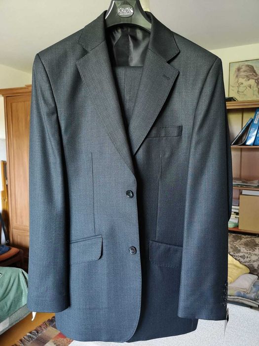 Garnitur męski nowy pas 82 cm.