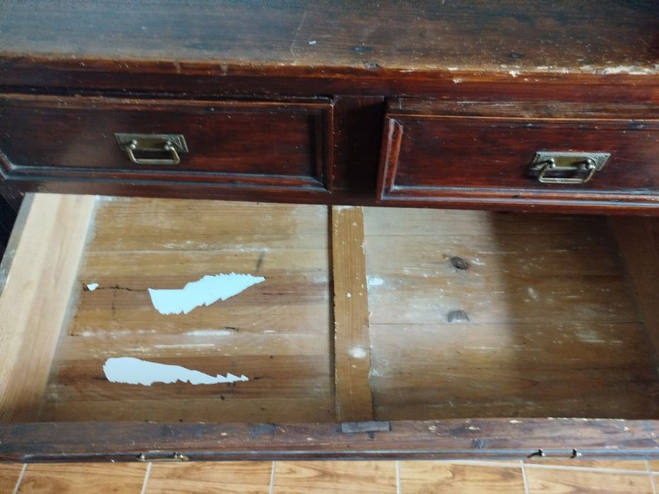 Cómoda antiga para restauro
