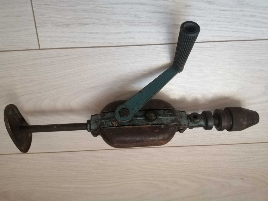 Stara ręczna sygnowana  wiertarka