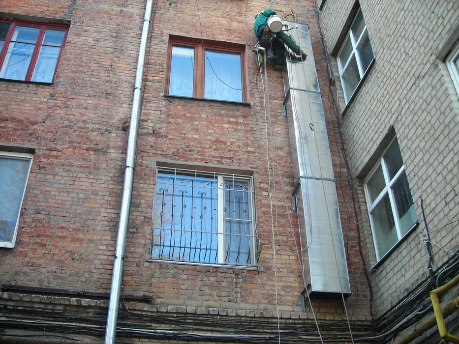 Вентиляція приточна i витяжна. Виготовлення промислових витяжок.