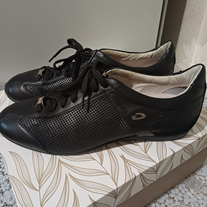 Продам чоловічі туфлі