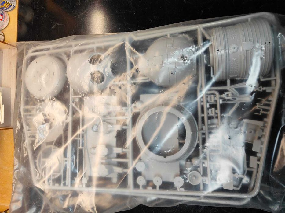 Model statku kosmicznego "Sojuz" 1:30