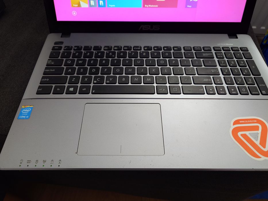 laptop Asus F550L