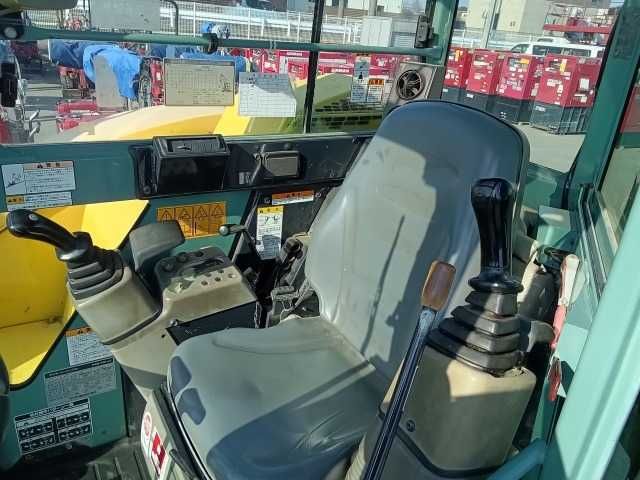 Гусеничний екскаватор Yanmar VIO70-3A