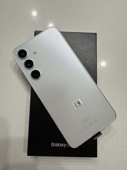 Samsung galaxy S24 128gb