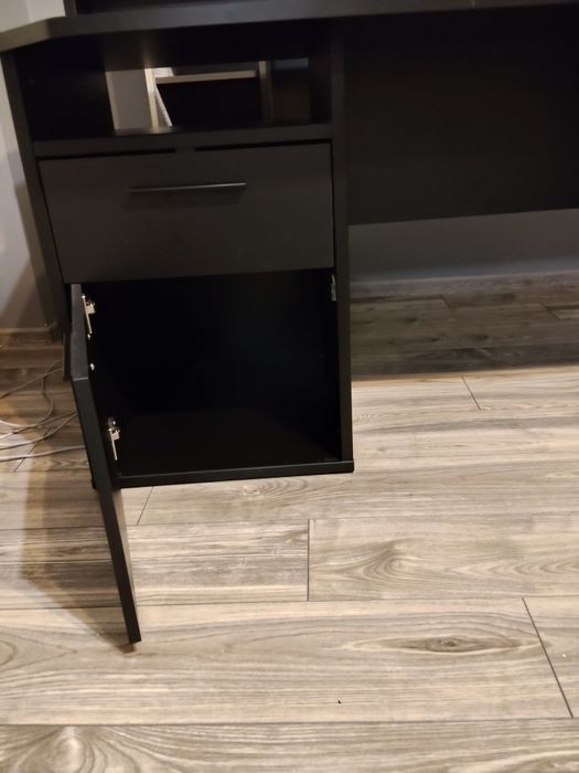 Biurko duże firmy Forte